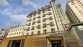 Daejeon Yuseong Top Cloud Hotel