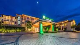 武夷山水村假日酒店