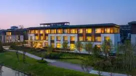 Fairfield by Marriott Yangzhou Slender West Lake