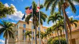 Hilton Naples