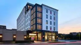Moxy Charleston Downtown