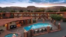 ベストウェスタン レッド ヒルズ