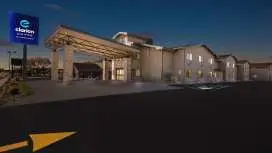 Clarion Pointe