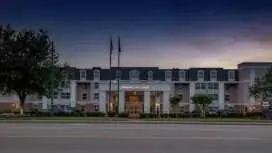 Hampton Inn & Suites Williamsburg-Richmond Rd.