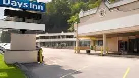 데이즈 인 바이 윈덤 피츠버그