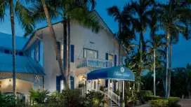 Olde Marco Inn & Suites