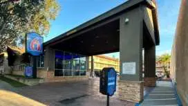 Motel 6 Pasadena, CA – Old Town Pasadena Area