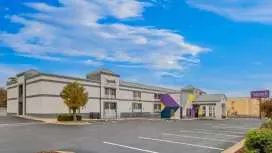 Spark by Hilton Wichita East