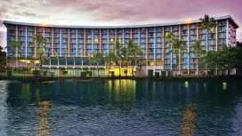 Hilo Hawaiian Hotel, Trademark Collection by Wyndham