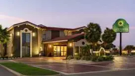 ラ キンタ イン バイ ウィンダム ビクトリア