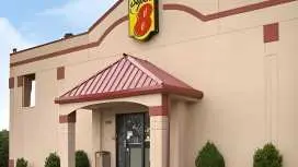 Super 8 By Wyndham Brownsburg