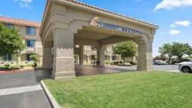 Comfort Inn & Suites Lancaster Antelope Valley