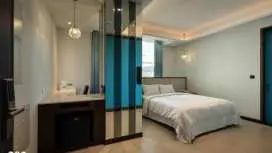 520 Car Business Hotel