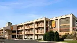 Super 8 By Wyndham Hermitage Nashville
