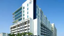 SERENA Hotel Aventura, Tapestry Collection by Hilton