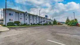 Motel 6 Sutherlin, OR – I-5