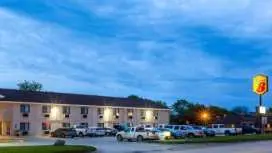 Super 8 By Wyndham Storm Lake
