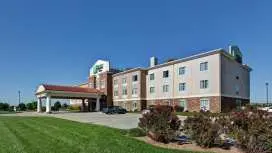 Holiday Inn Express Northwest Maize By IHG
