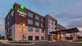 Holiday Inn Express & Suites Cedar Springs – Grand Rapids N By IHG