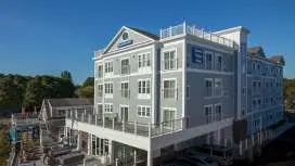 Hyannis Harbor Hotel