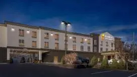 Comfort Inn & Suites Plainville-Foxboro