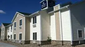 Cobblestone Inn & Suites - Bloomfield
