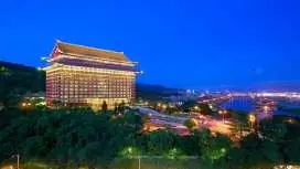 Grand Hotel