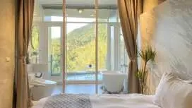 Sunny Room