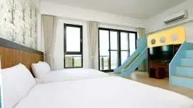 Meet Love at Pacific Ocean Turtle Island Bed and Breakfast