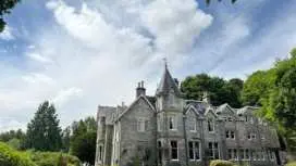 Wellwood Manor