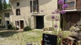 Les Deux Chevaux Chambres d’Hôtes