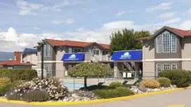 Days Inn by Wyndham Kelowna