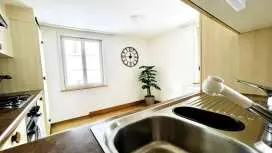 Beautiful Old Building Apartment In The Center
