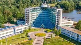 Flonk Hotel Groningen Zuid, BW Signature Collection
