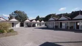 僑民汽車旅館