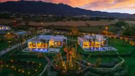 TAF Beach Villas & TESLA Y
