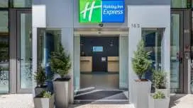 ホリデイ イン エクスプレス ポルト エスポノール バイ IHG