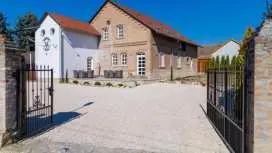 Magtar Villa