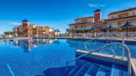 Malibu 12 - Luxury 2BR  Sea View Condo 9 by Rafleys, 7 mins Walk to the Beach