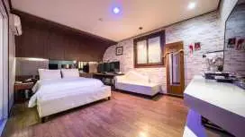 Incheon (Songdo) Bobos