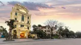 Cẩm Bình Hotel