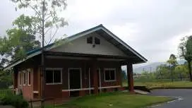I Din Lake View Resort