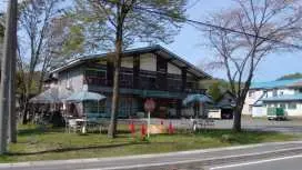 十和田湖背包客旅館