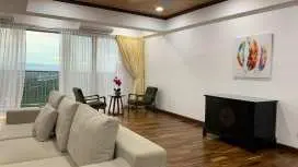 The Venus - Spacious Wooden TOP Floor Apartment