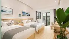 Floral Hotel·Fairy Mountain Night Banquet Inn