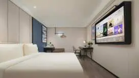 青島金沙灘香江路地鐵站亞朵酒店