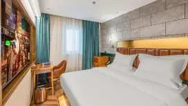 James Joyce Coffetel Beijing Tongzhou Universal Resort Tuqiao Metro Station