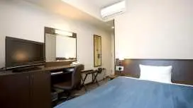 露樱酒店延冈站前店