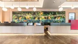 Orange Hotel Yichang Wuyi Square Yanjiang Avenue
