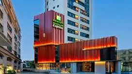 Holiday Inn Express Shanghai Jing'an Temple By IHG